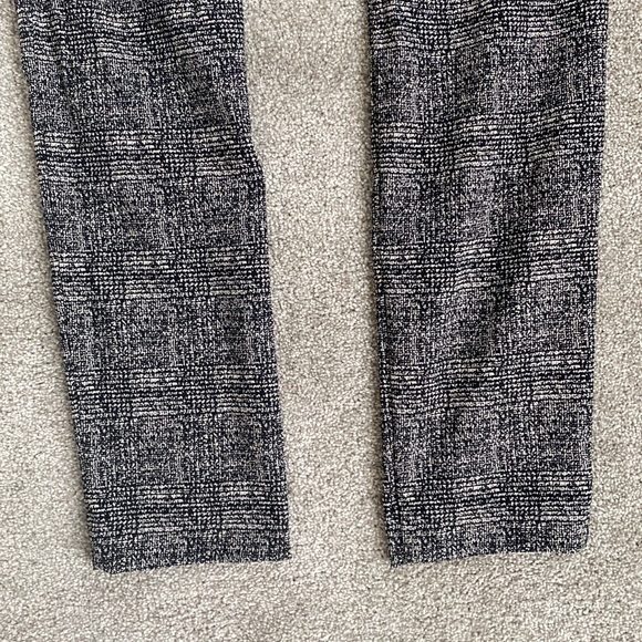 ✨Herringbone Pull-On Slim City Pants, Size Small - Picture 7 of 8